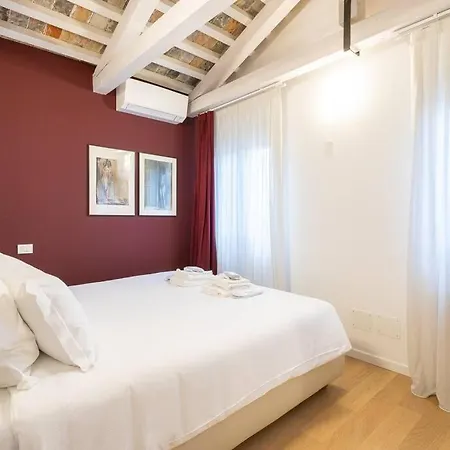 Apartment Ca' Remer Grand Canal