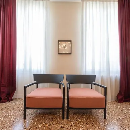 Ca' Remer Grand Canal Apartment