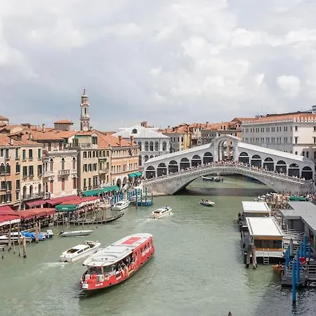 Ca' Remer Grand Canal Apartment